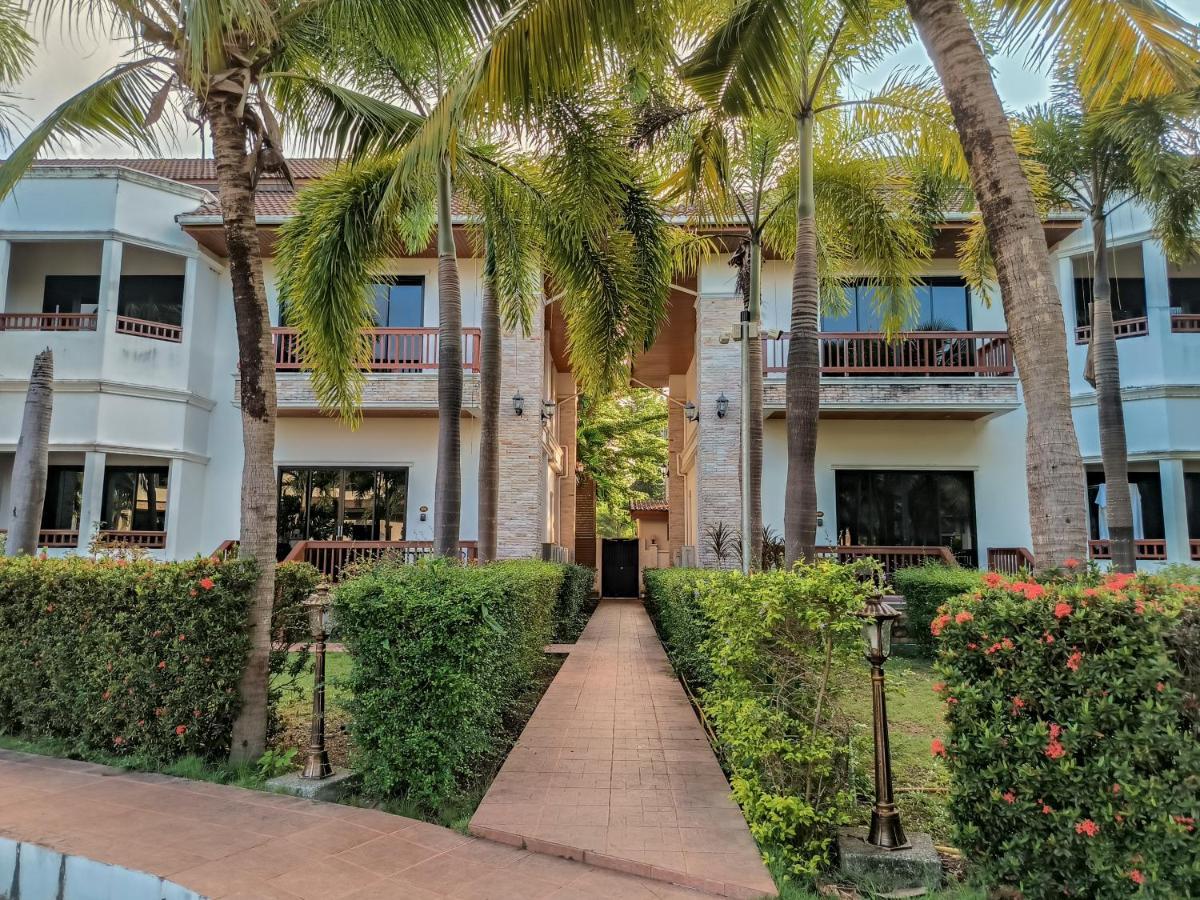 ราไวย์ แกรนด์ เฮ้าส์ Hotel Rawai ภายนอก รูปภาพ