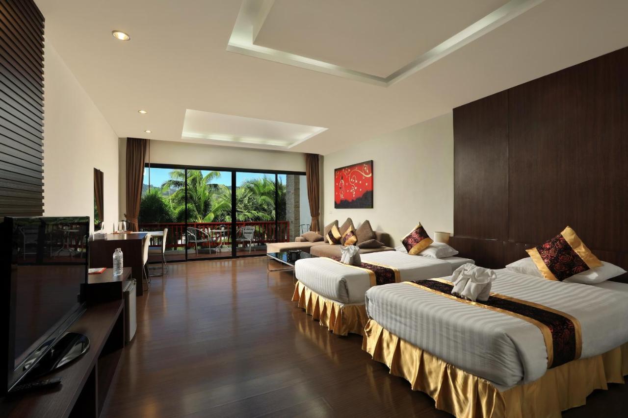 ราไวย์ แกรนด์ เฮ้าส์ Hotel Rawai ภายนอก รูปภาพ